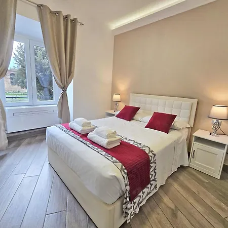 Giulya Hospety Group Gasthuis 4*