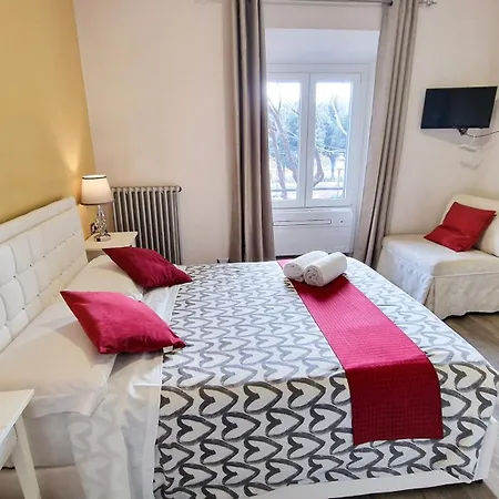 Guest house Giulya Hospety Group 4*